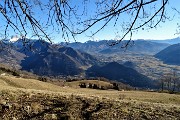29 Vista sulla conca di Clusone-Rovetta e verso la Val Borlezza